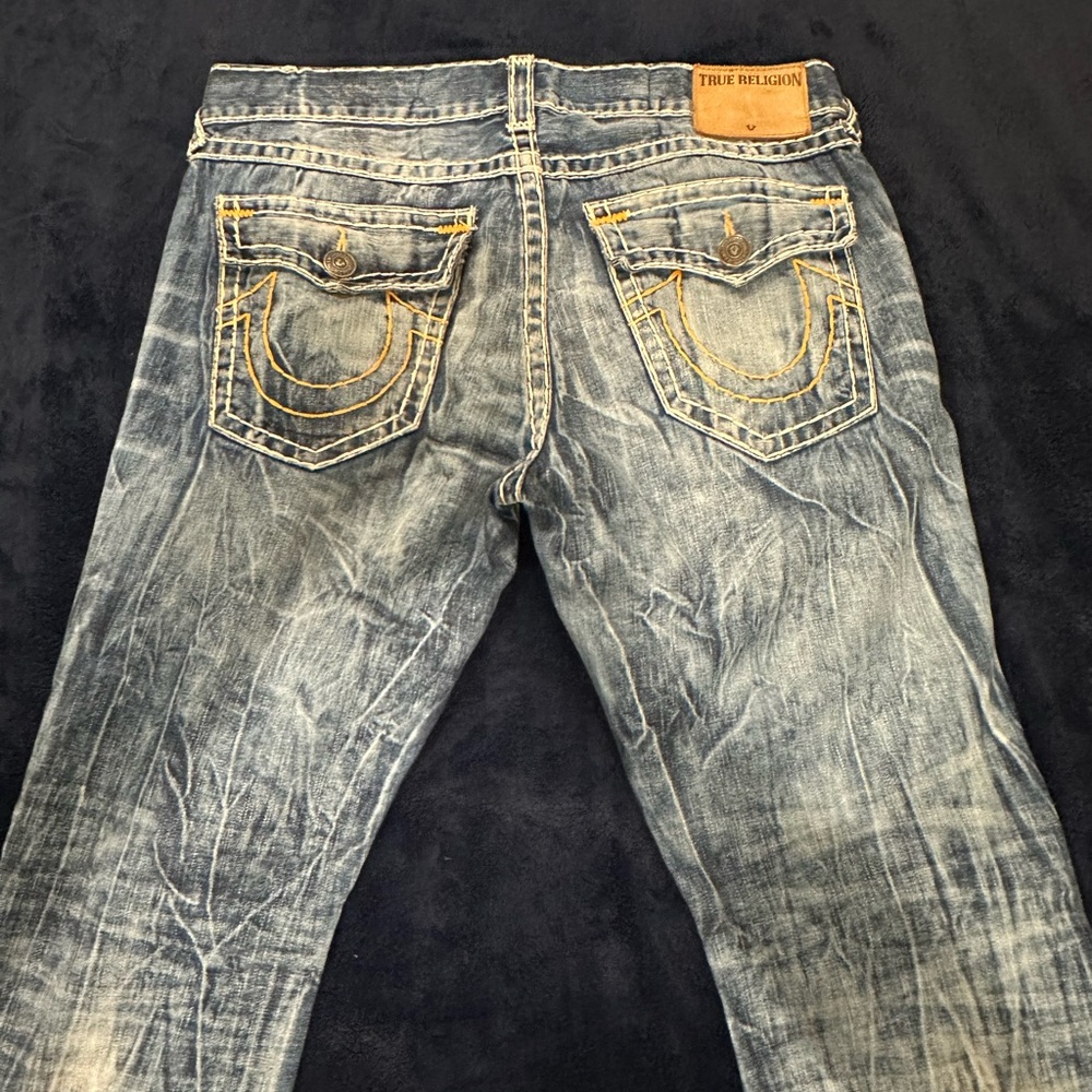 True Religion Ricky Super T Jeans with the leather patch. In excellent shape - Picture 2 of 4